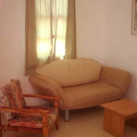 Hadi Apartment *